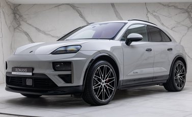 Porsche Macan Turbo Electric 1