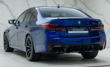 BMW M5 COMPETITION 10