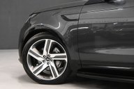 Land Rover Discovery 3.0 Discovery R-Dynamic HSE D MHEV Auto 4WD 5dr 19