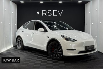 Tesla Model Y PERFORMANCE AWD White Interior Tow Bar One Owner