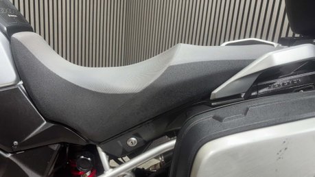 Suzuki V-Strom 1000 2016 ADVENTURE BIKE FULL LUGGAGE NEW MOT SERVICED 15