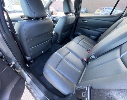 Nissan LEAF Leaf Takna 5dr 64