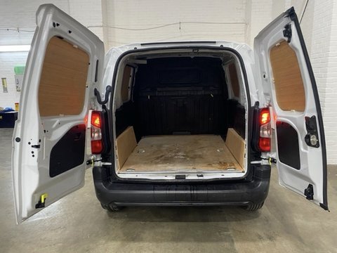 Peugeot Partner BLUEHDI PROFESSIONAL PREMIUM PLUS L1 7