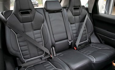 Land Rover Range Rover Sport 5.0 SVR 13