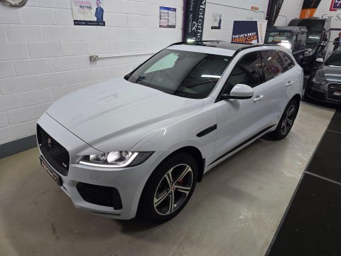 Jaguar F-Pace 3.0 D300 V6 S Auto AWD Euro 6 (s/s) 5dr 5