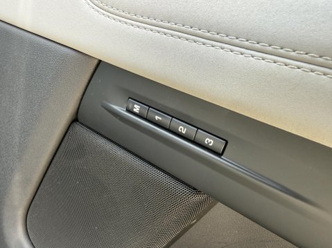 Land Rover Range Rover Evoque 2.0 D180 MHEV First Edition SUV 5dr Diesel Auto 4WD Euro 6 (s/s) (180 ps) 32