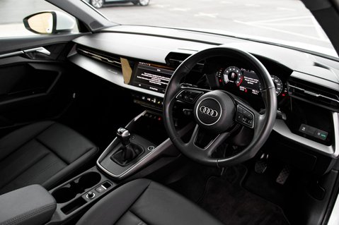Audi A3 SPORTBACK TFSI SPORT 4