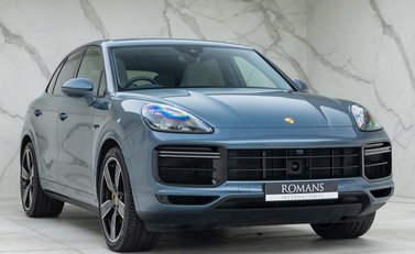 Porsche Cayenne TURBO S E-HYBRID 6