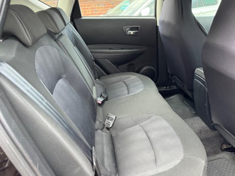 Nissan Qashqai 1.5 dCi Acenta 2WD Euro 4 5dr 9