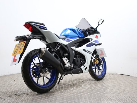 Suzuki GSX-R125 GSXR 125 RX M5 12