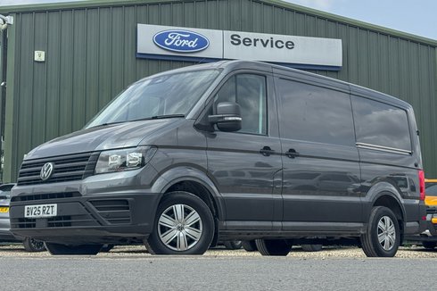 Volkswagen Crafter MWB L2H2 Low Roof Commerce Plus Air Con Sensors EURO 6
