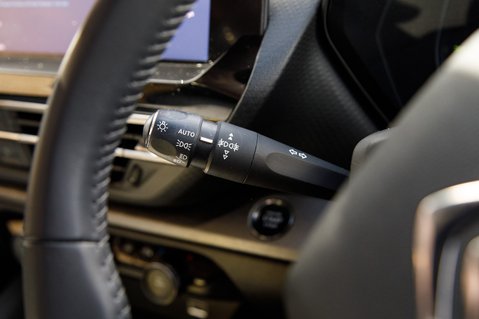 Citroen C5 X PURETECH SENSE PLUS S/S EAT8 16