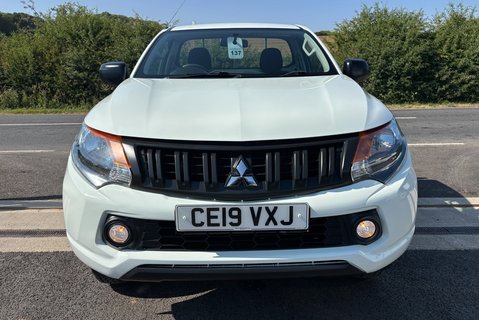 Mitsubishi L200 DI-D 4WD 4Life Single Cab Pickup - Air Con 9