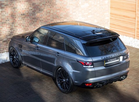 Land Rover Range Rover Sport 5.0 SVR 8