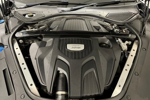 Porsche Panamera 4 SPORT TURISMO PDK 38