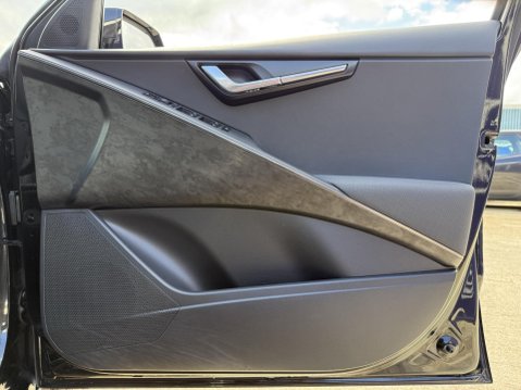Kia Niro 64.8kWh 3 SUV 5dr Electric Auto (201 bhp) 29