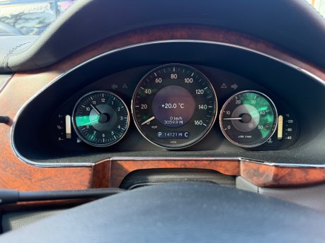 Mercedes-Benz CLS CLS320 CDI 24
