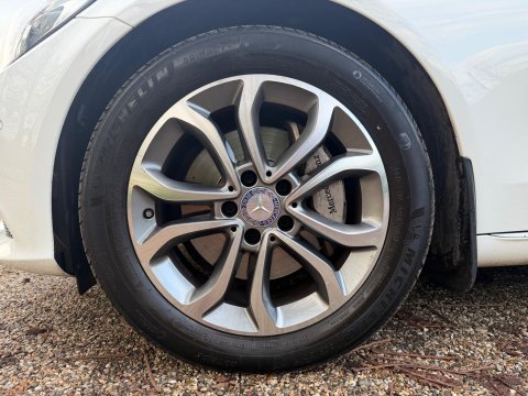 Mercedes-Benz C Class 2.1 C250d Sport G-Tronic+ Euro 6 (s/s) 5dr 25