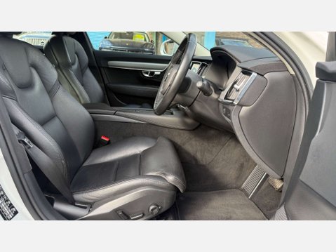 Volvo V90 2.0 V90 Momentum+ T4 Auto 5dr 4