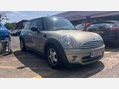 Mini Hatch 1.6 Cooper D Hatchback 3dr Diesel Manual Euro 4 (110 ps) 1