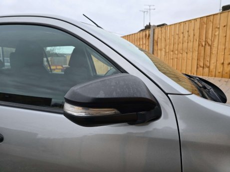 Toyota Hilux 2.4 D-4D Active Pickup Double Cab 4dr Diesel Manual 4WD Euro 6 (3.5t) (150 15