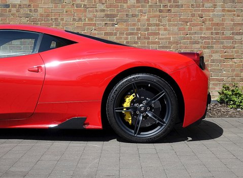 Ferrari 458 Speciale 30