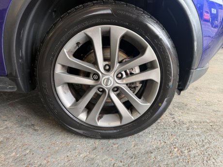 Nissan Juke 1.6 N-Connecta XTRON Euro 6 5dr 14