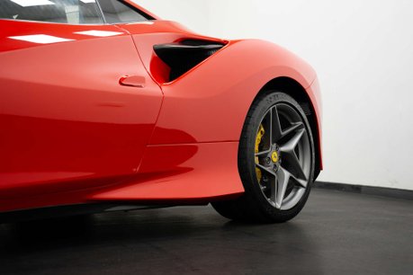 Ferrari F8 3.9 F8 Tributo Semi-Auto 2dr 37