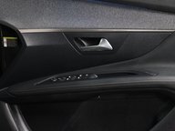 Peugeot 3008 PURETECH S/S ALLURE 36