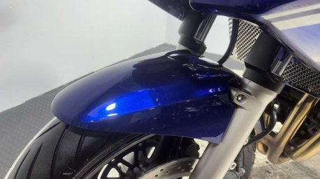 Suzuki Bandit 1200 2005 ONLY 21K NEW MOT SERVICED VERY CLEAN ICONIC MK2 NAKED 9