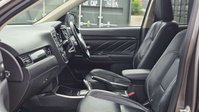 Mitsubishi Outlander 2.0h 12kWh GX4h SUV 5dr Petrol Plug-in Hybrid CVT 4WD Euro 6 (s/s) (200 ps) 33