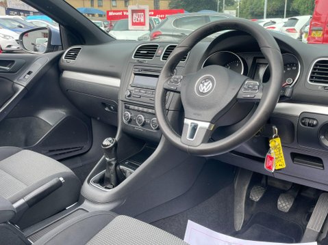 Volkswagen Golf 1.6 TDI BlueMotion Tech SE Cabriolet Euro 5 (s/s) 2dr 22