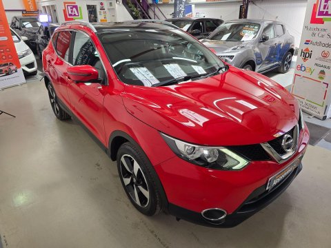 Nissan Qashqai 1.2 DIG-T N-Connecta 2WD Euro 6 (s/s) 5dr 13