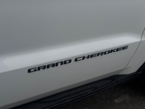 Jeep Grand Cherokee 3.0 V6 CRD S Limited Auto 4WD Euro 5 5dr 23