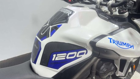 Triumph Explorer 1215 XRX 2016 37K ADVENTURE BIKE FULL LUGGAGE MOT SERVICED 13