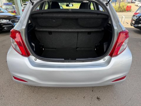 Toyota Yaris 1.33 Dual VVT-i TR Euro 5 5dr 32