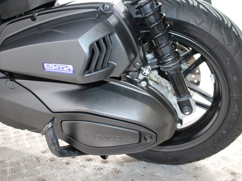 Honda Forza 350 NSS 350 A-R 28