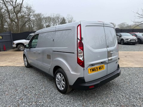 Ford Transit Connect 1.5 Transit Connect 240 Limited TDCi 31