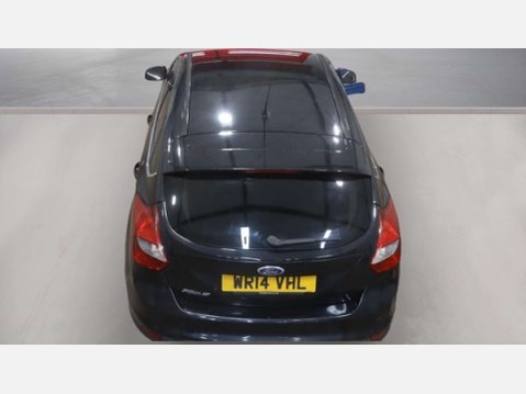 Ford Focus 1.6 TDCi Titanium Navigator Hatchback 5dr Diesel Manual Euro 5 (s/s) (115 p 8