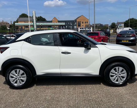 Nissan Juke 1.0 Juke Visia DiG-T 5dr 10
