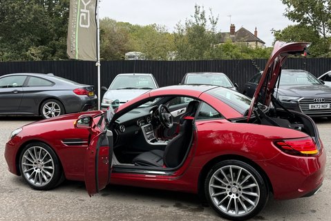 Mercedes-Benz SLC SLC 250 D AMG LINE -£35 ROAD TAX -PAN ROOF -£35 ROAD TAX -2 OWNERS 11