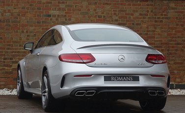 Mercedes-Benz C Class C63 Coupe Premium 11