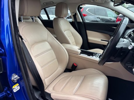 Jaguar XE 2.0i Prestige Saloon 4dr Petrol Auto Euro 6 (s/s) (200 ps) 24