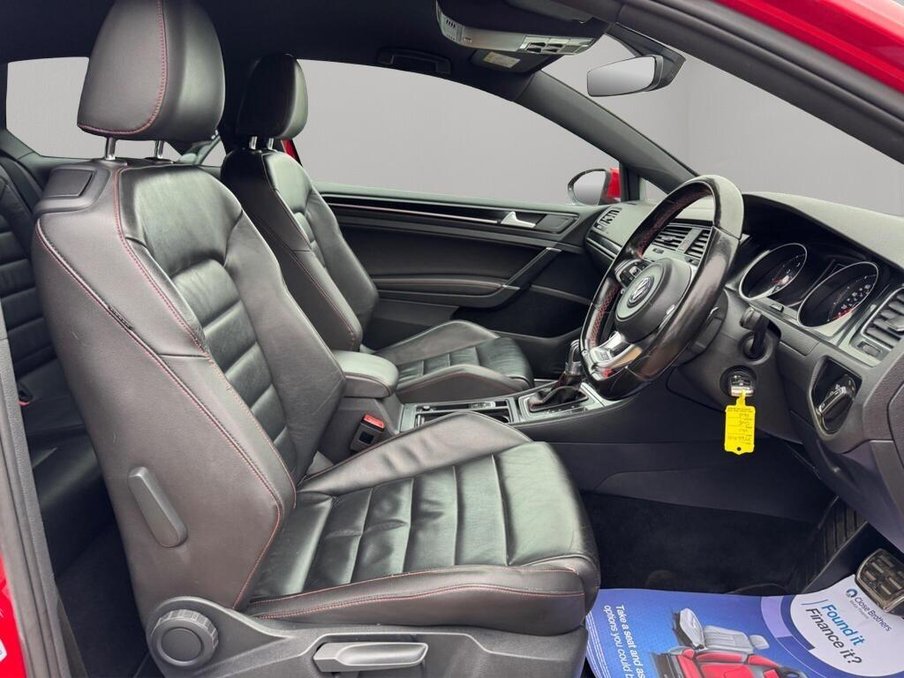 2016 Volkswagen Golf — image 2