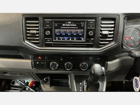 Volkswagen Crafter 2.0 TDI CR35 Trendline FWD MWB Euro 6 (s/s) 5dr 3