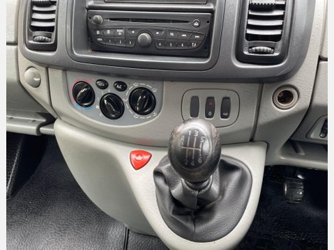 Vauxhall Vivaro 2.0 2700 CDTi FWD L1 4dr 28