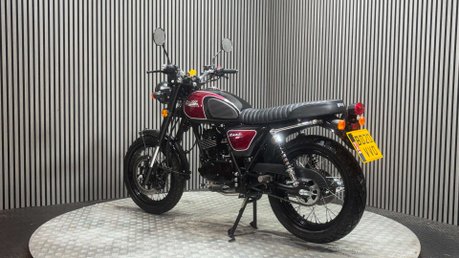 Bullit Hunt 2020 ONLY 1K MODERN 125CC RETRO BIKE CAFE RACER LEARNER 5