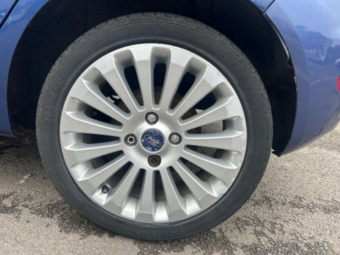 Ford Fiesta 1.4 Fiesta Titanium 96 5dr 23