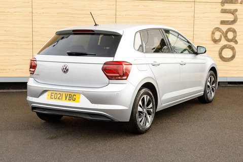 Volkswagen Polo MATCH TSI DSG 2