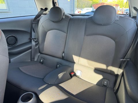 Mini Hatch ONE 18